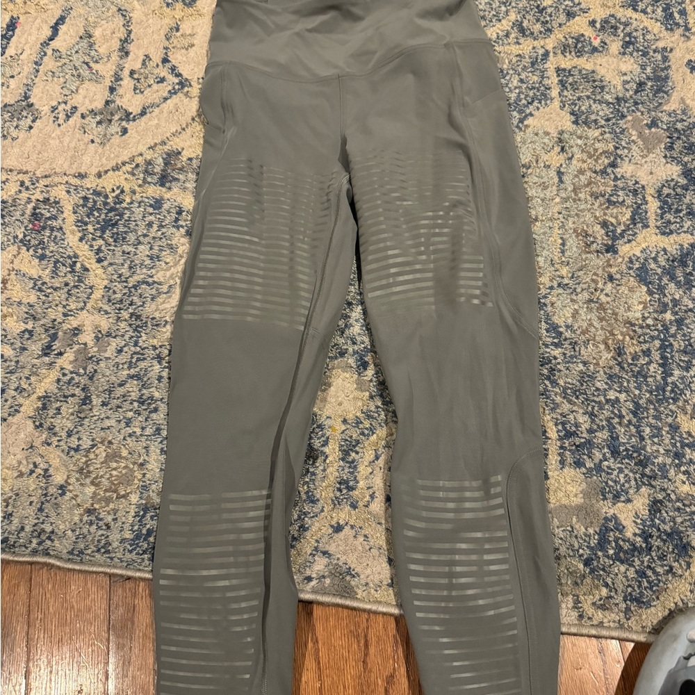Nwot lululemon Renegade Rogue leggings